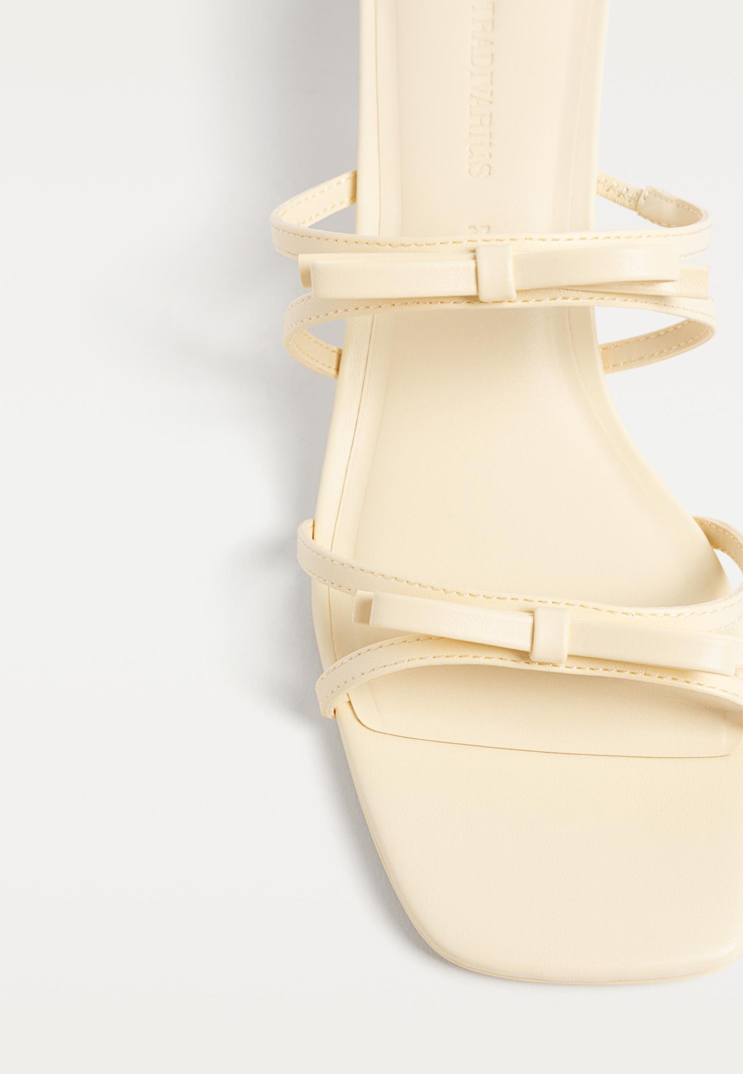 Stradivarius heels SS3