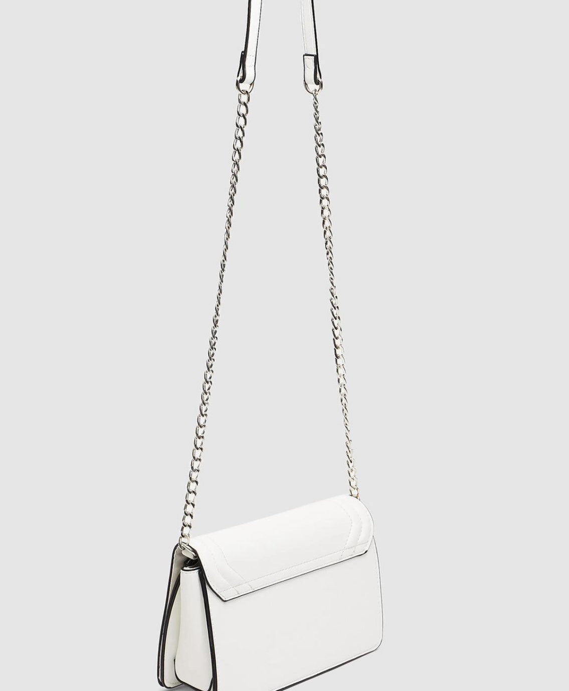 Brossbody bag with hardware