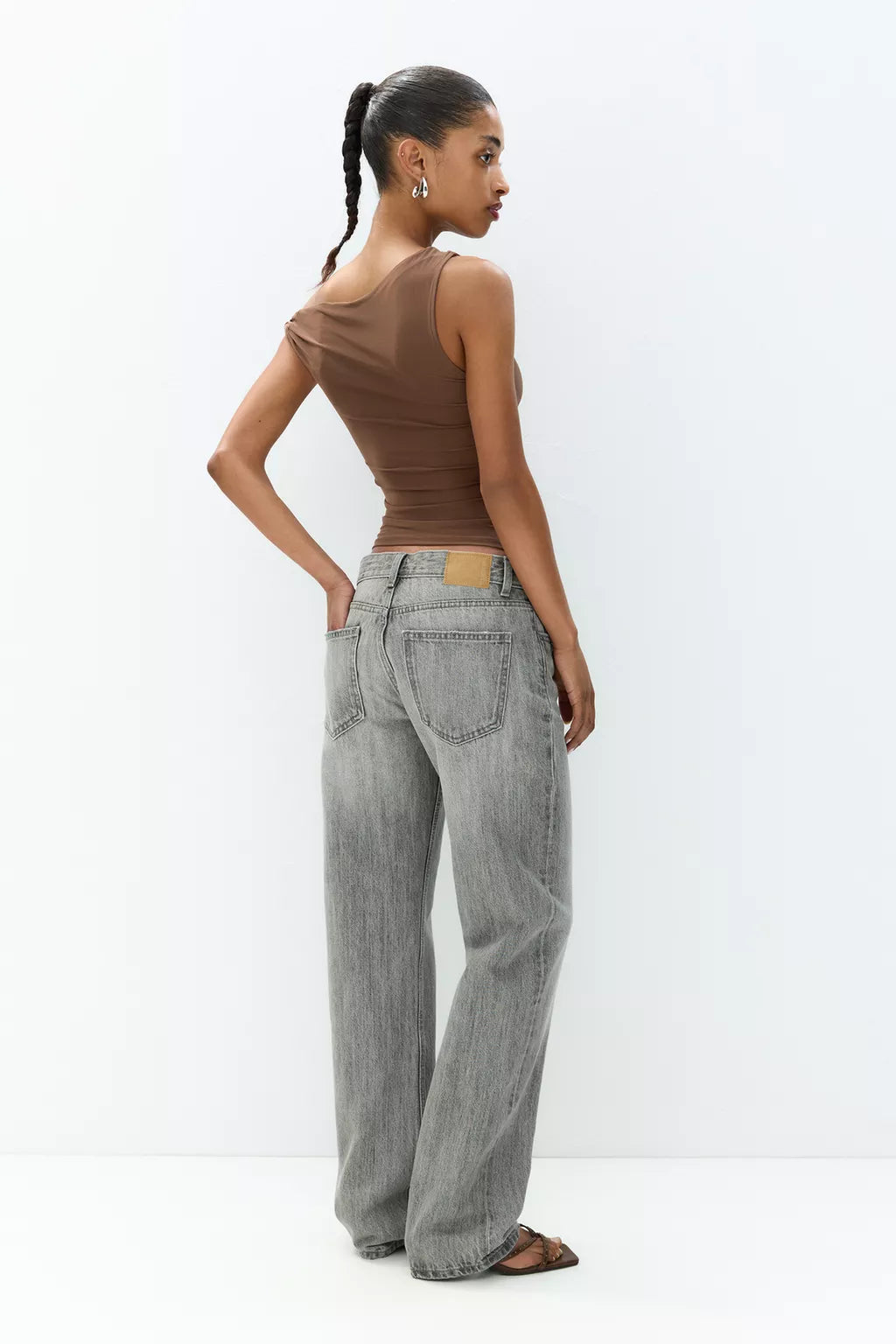 Asymmetrical polyamide top