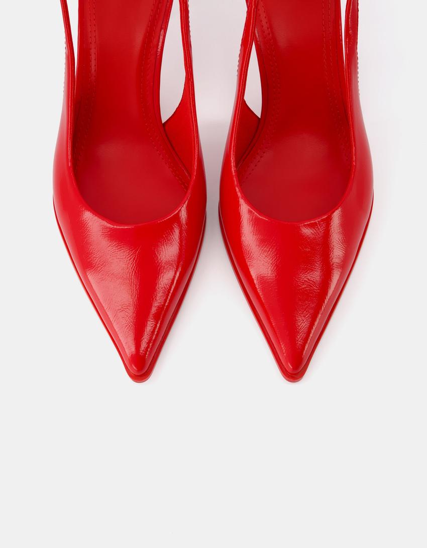 Kitten heel slingback shoes