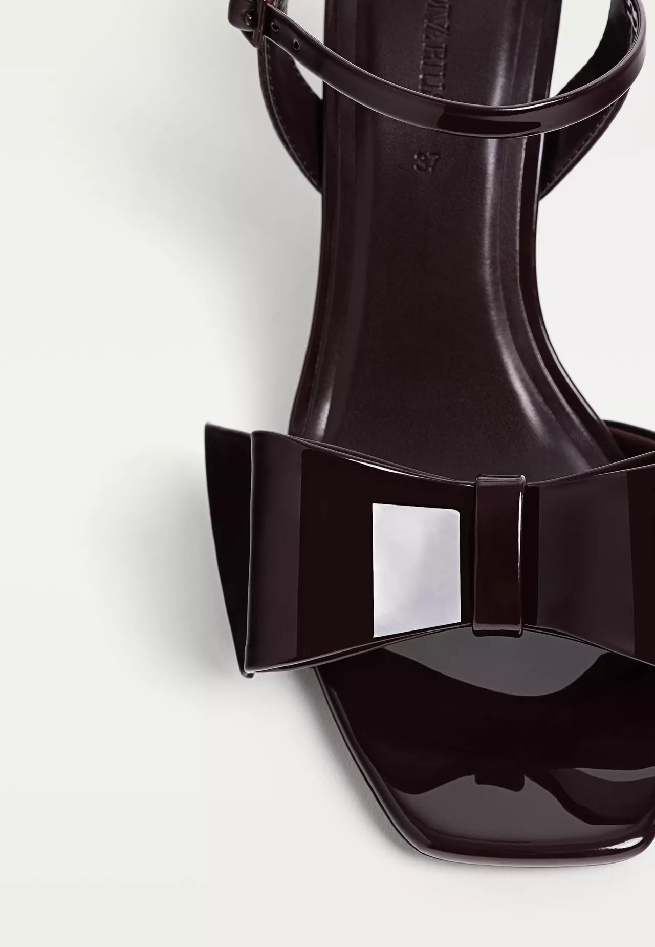 Stradivarius heels SS1