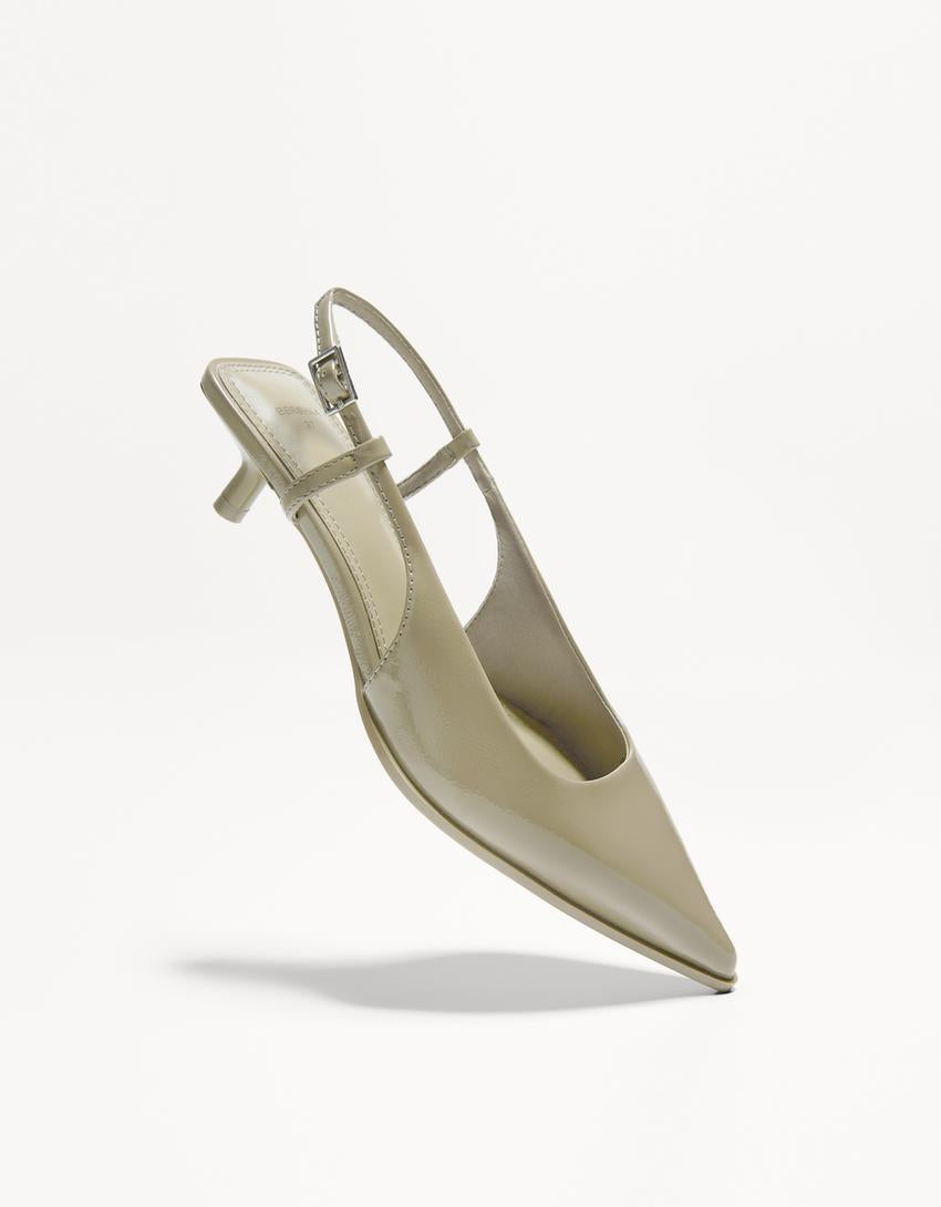 Kitten-heel shoes