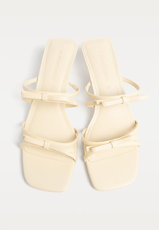 Stradivarius heels SS3